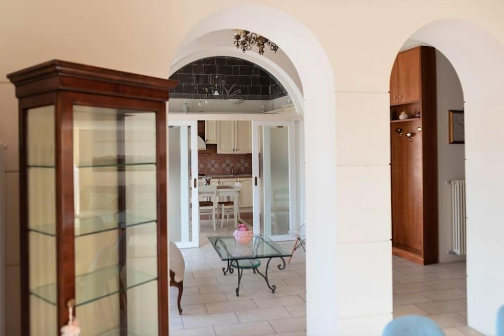 Apartamento Ercole Luxury Flat Sessa Aurunca Exterior foto